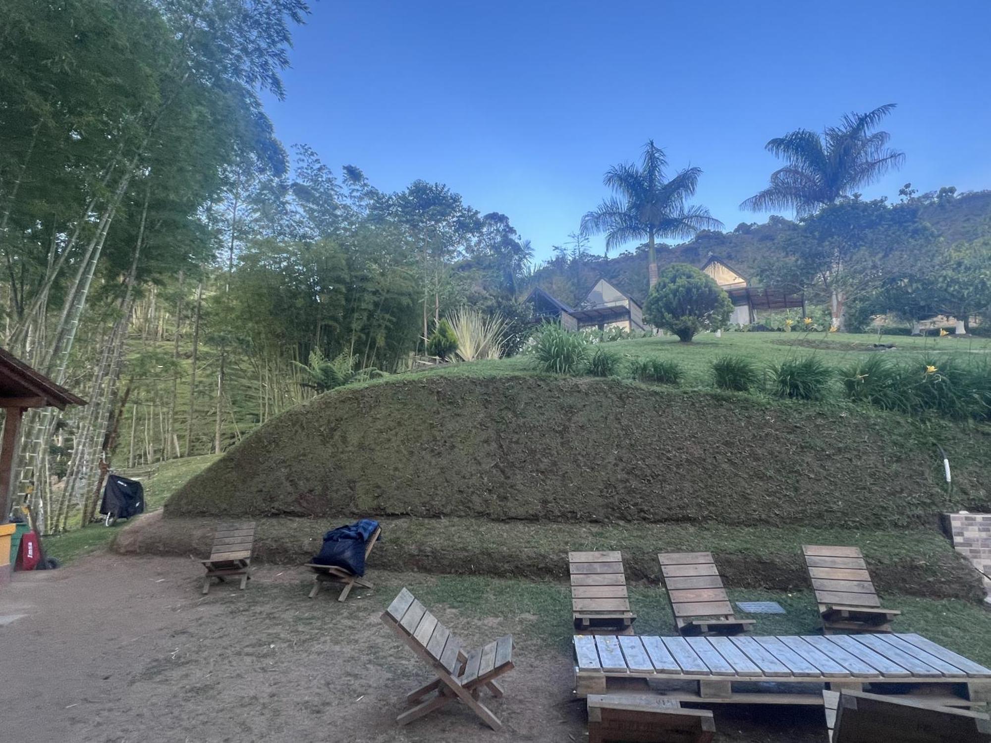 Volare Guatape Isla Hostel Exterior photo
