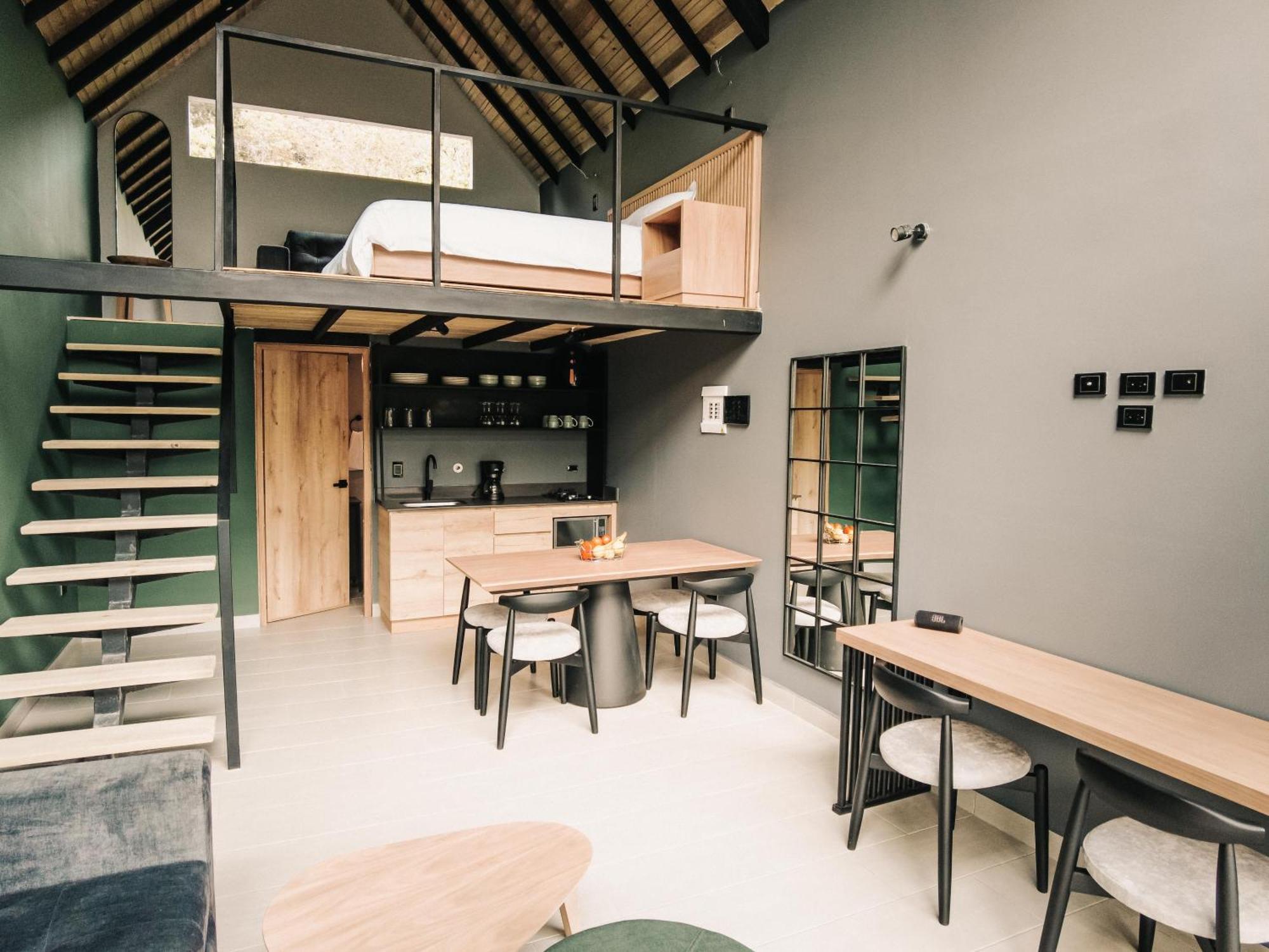 Volare Guatape Isla Hostel Exterior photo