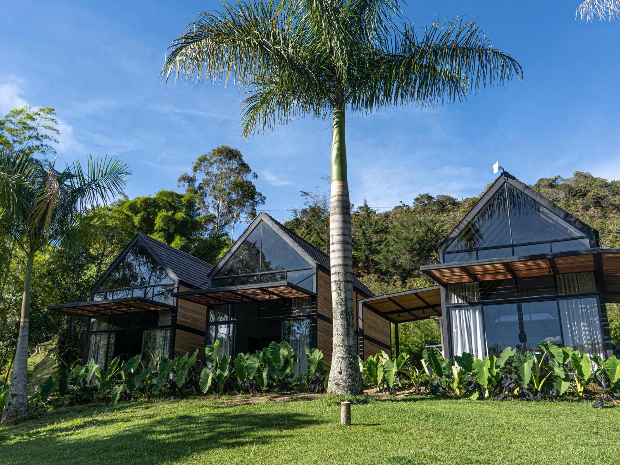 Volare Guatape Isla Hostel Exterior photo